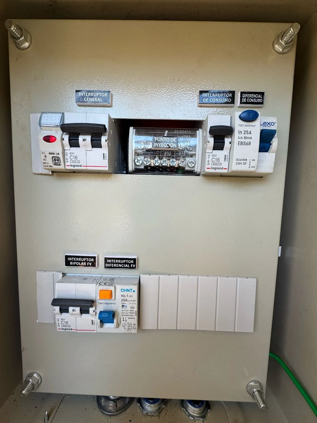 Proyecto fotovoltaico N°15 instalado por Apex Electric en Ñuble, Biobío o Maule